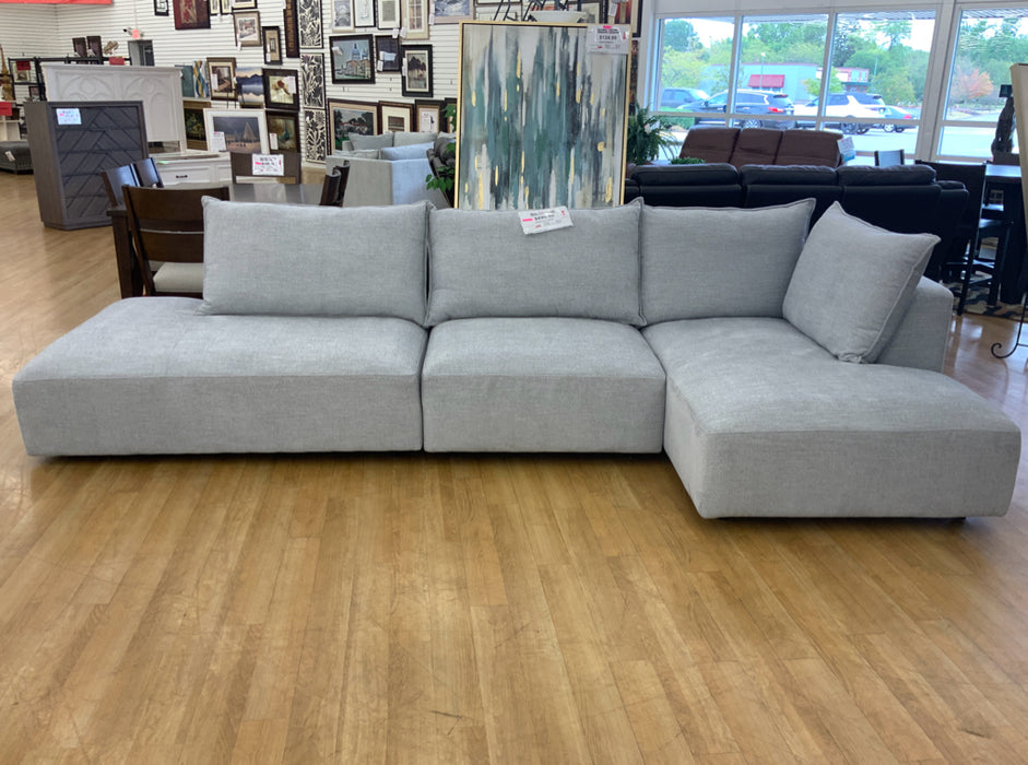 Aiden & Ivy Sectional