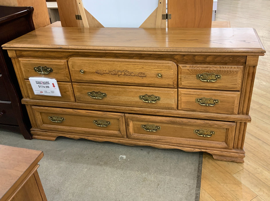 Broyhill Dresser