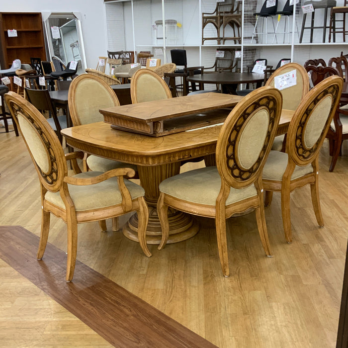 Broyhill Dining Table Sets